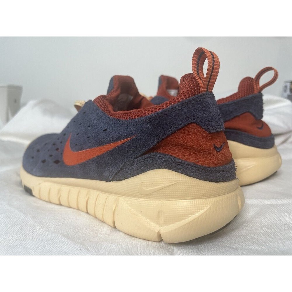 *SOLD* Nike Free Run Trail Sz 11 Thunder Blue/Orange-Cinnabar (CW5814-400) Men’s - Picture 2 of 5